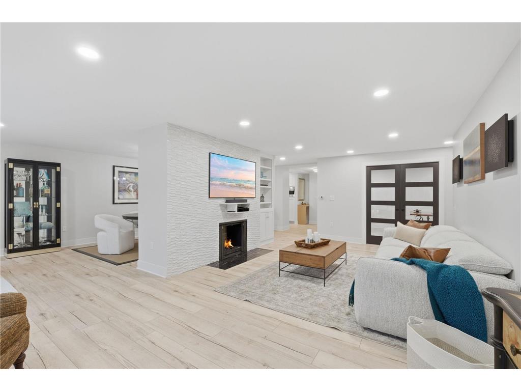 5100 France Avenue S #102 Edina MN 55410 7102296 image3