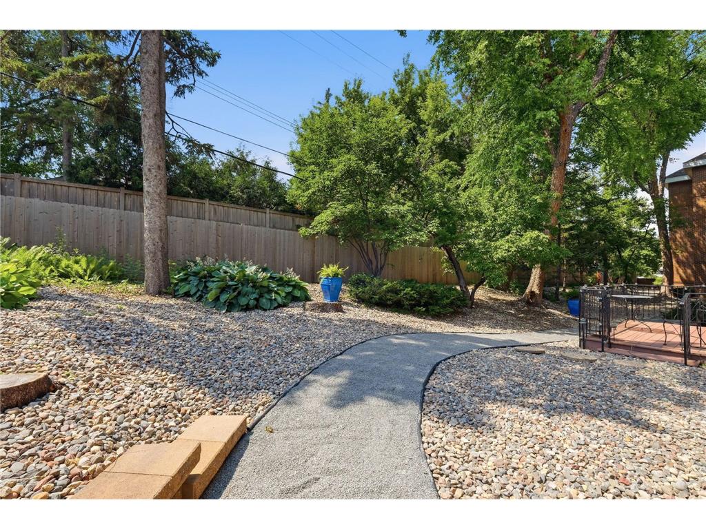 5100 France Avenue S #102 Edina MN 55410 7102296 image31