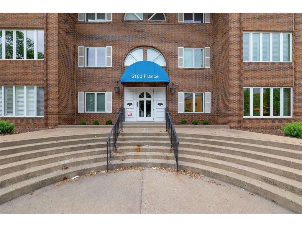5100 S France Avenue S #305 Edina MN 55410 7033084 image2