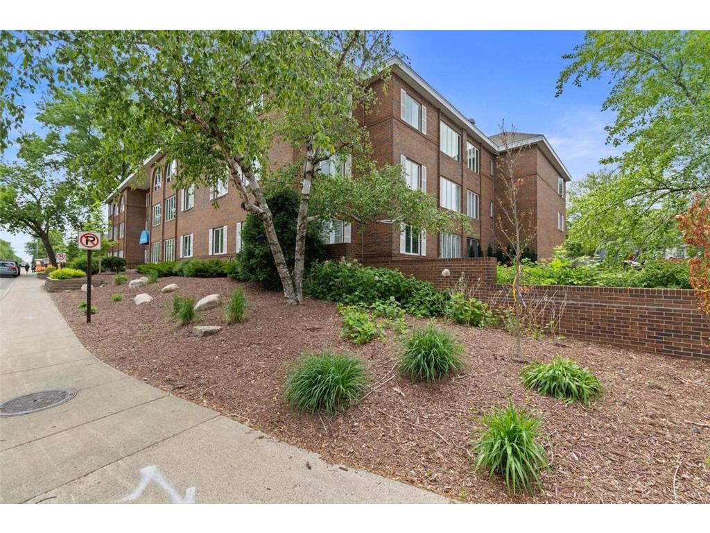 5100 S France Avenue S #305 Edina MN 55410 7033084 image3