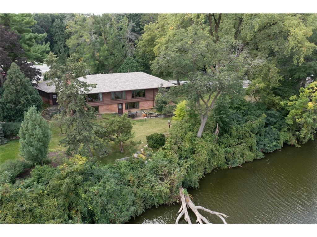 5101 Lake Ridge Road Edina MN 55436 - Mirror Lake 6596940 image1