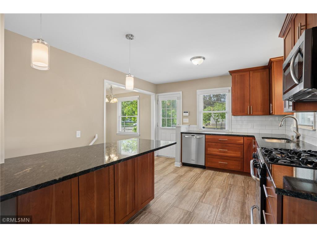 5101 Sheridan Avenue N Minneapolis MN 55430 7082714 image11