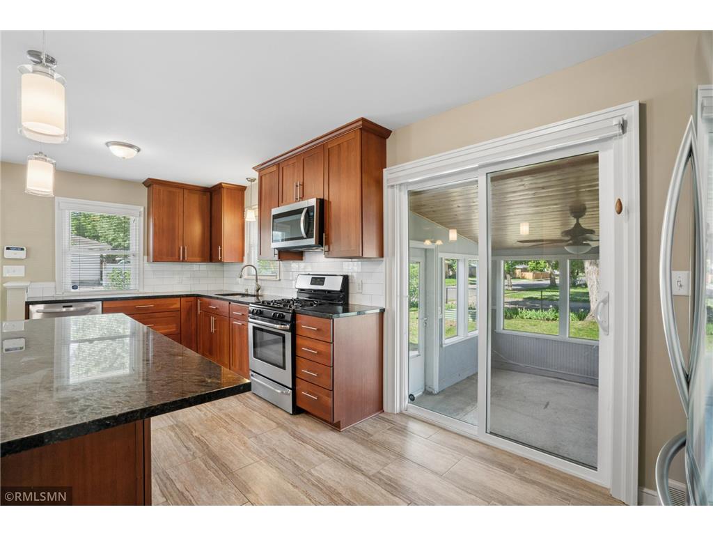 5101 Sheridan Avenue N Minneapolis MN 55430 7082714 image14