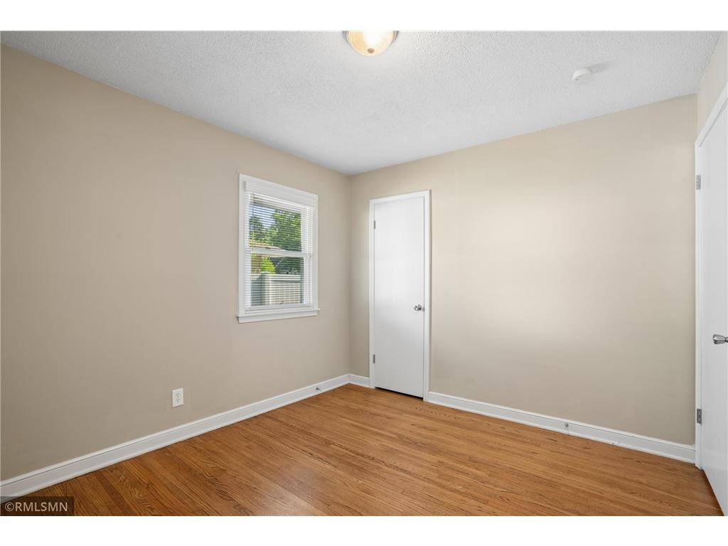 5101 Sheridan Avenue N Minneapolis MN 55430 7082714 image18