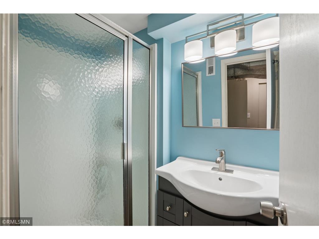 5101 Sheridan Avenue N Minneapolis MN 55430 7082714 image25