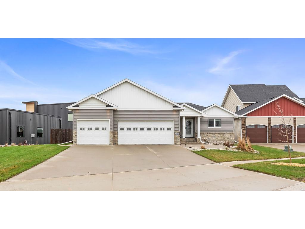 5103 44th Street S Fargo ND 58104 7059284 image1