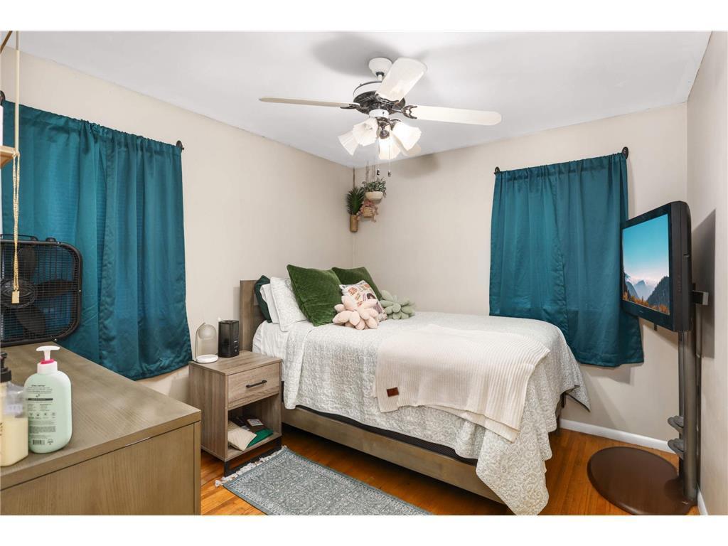 5104 Vincent Avenue N Minneapolis MN 55430 7056753 image14