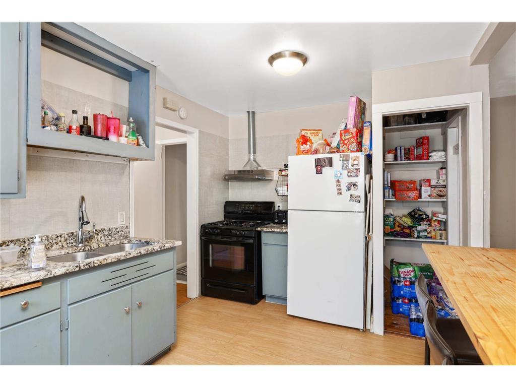 5104 Vincent Avenue N Minneapolis MN 55430 7056753 image7