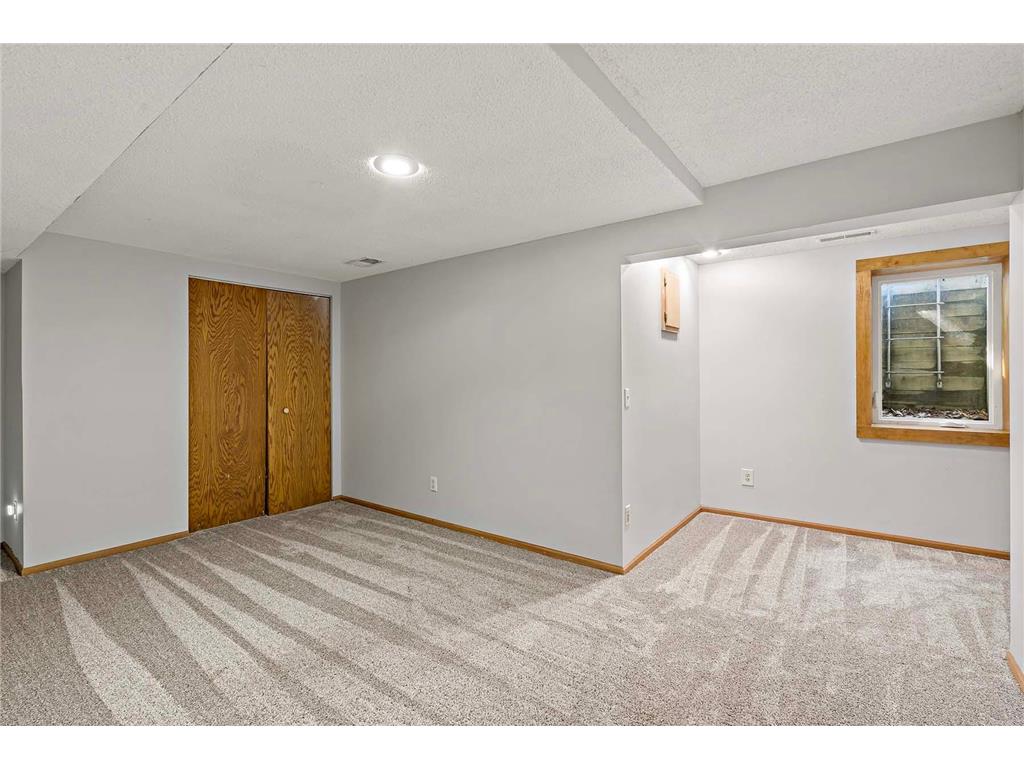 5105 Balsam Lane N Plymouth MN 55442 6814993 image26