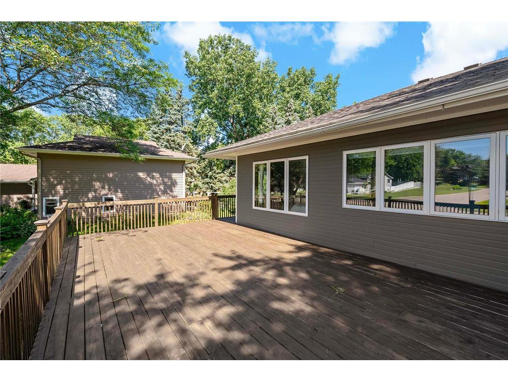 5105 Balsam Lane N Plymouth MN 55442 6814993 image32