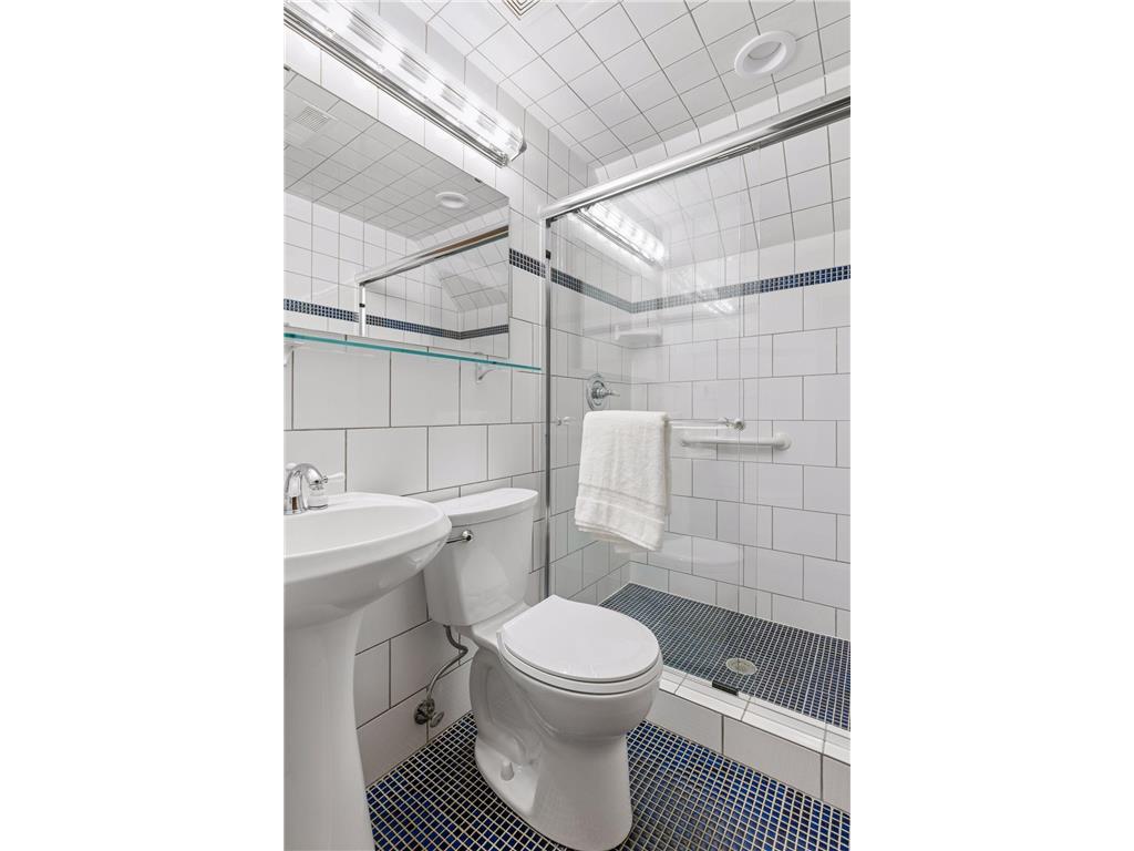 5105 Kimberly Road Minnetonka MN 55345 7074456 image34