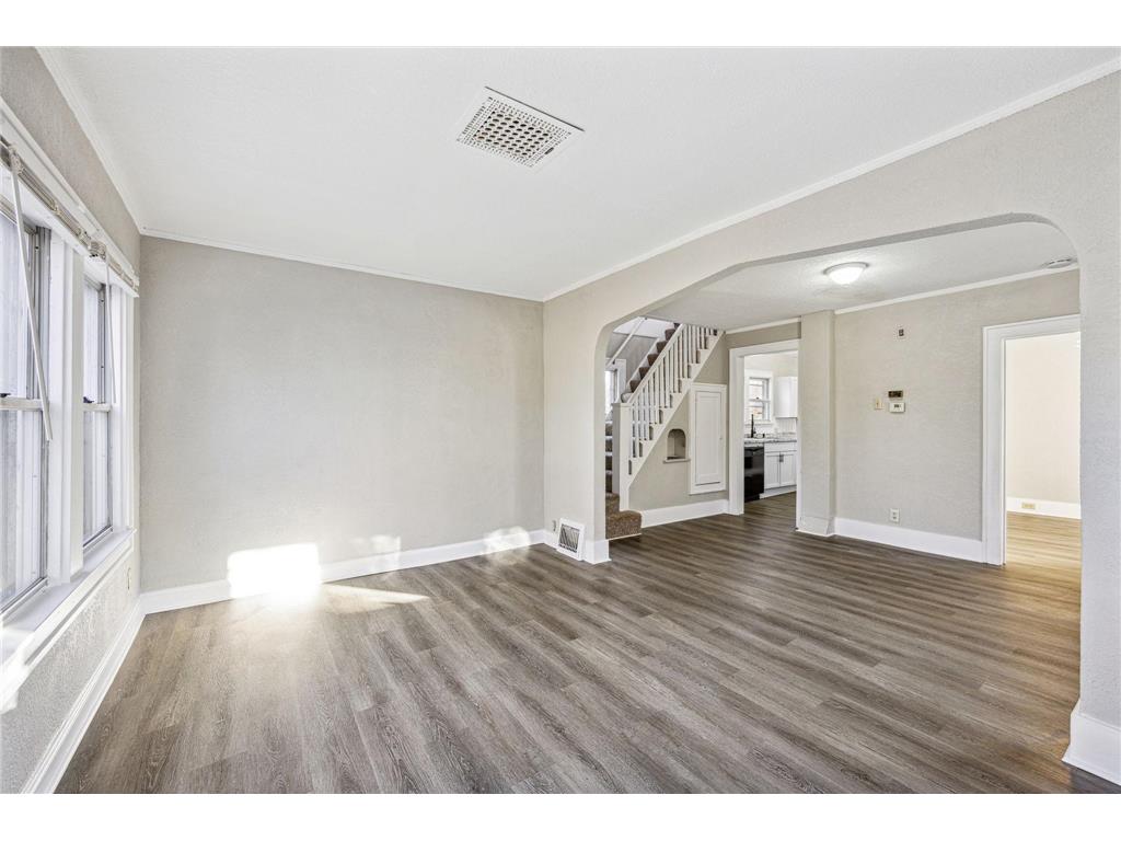 5106 Queen Avenue N Minneapolis MN 55430 6816038 image18