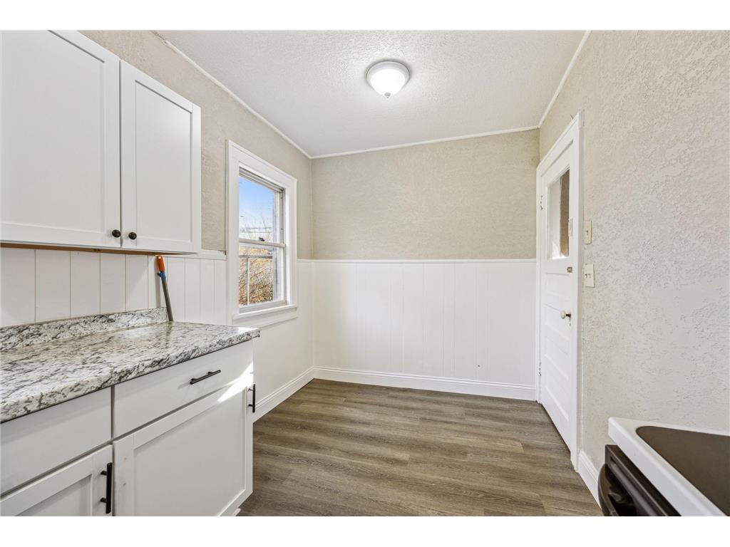 5106 Queen Avenue N Minneapolis MN 55430 6816038 image5