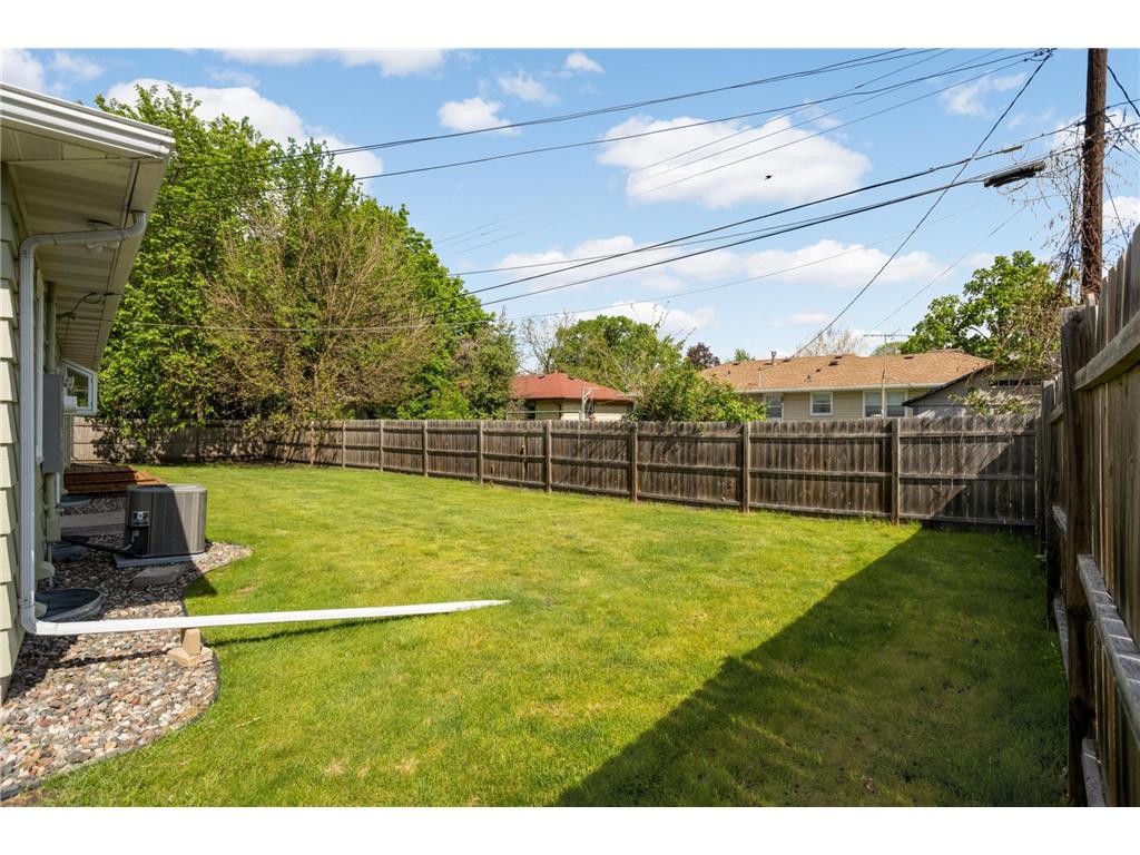 5108 48th Avenue N Crystal MN 55429 7006869 image28