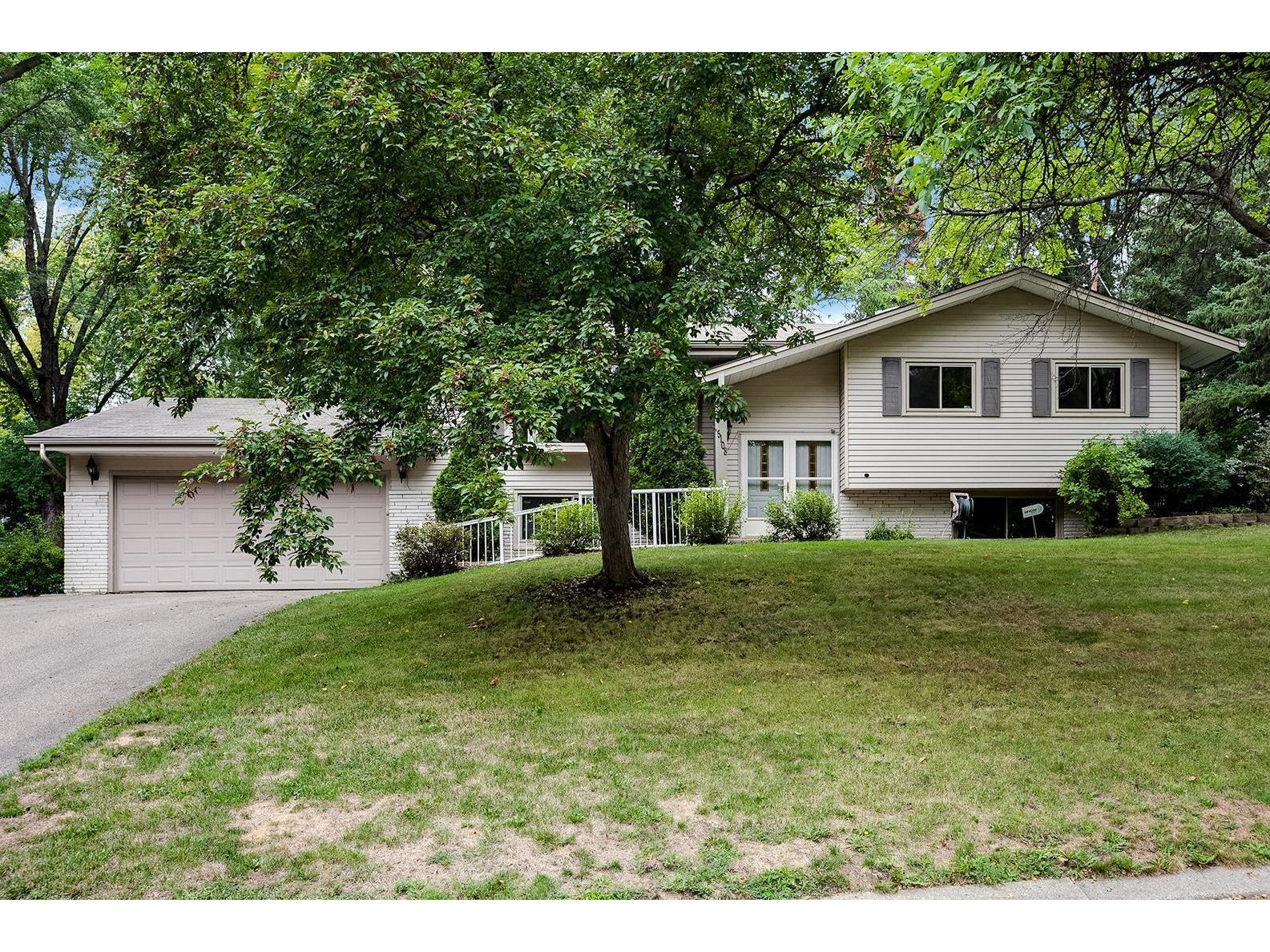 5108 W 106th Street Bloomington MN 55437 6082813 image1