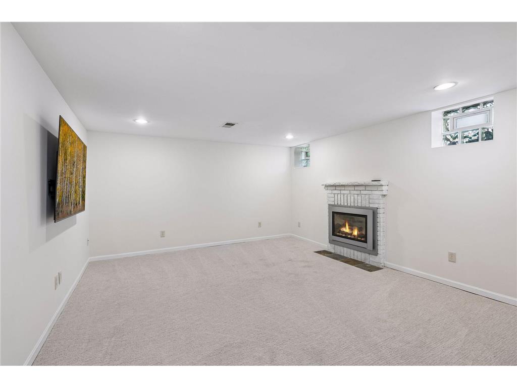 5109 Abbott Avenue S Minneapolis MN 55410 7083036 image28