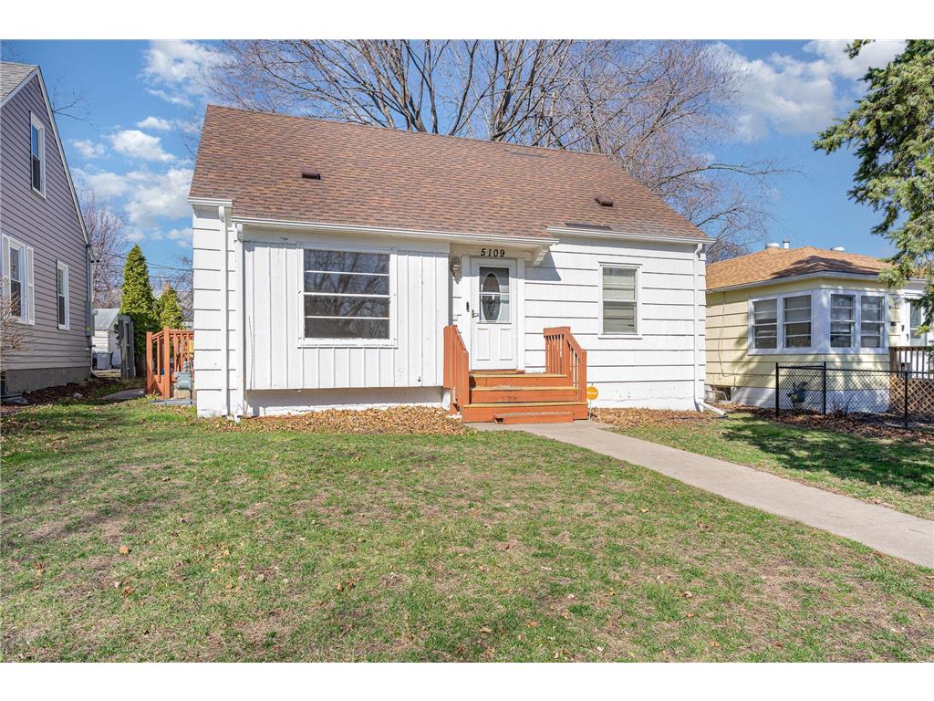 5109 Vincent Avenue N Minneapolis MN 55430 6524647 image1