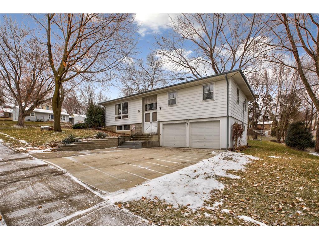 511 1st Street SW Faribault MN 55021 6471856 image1