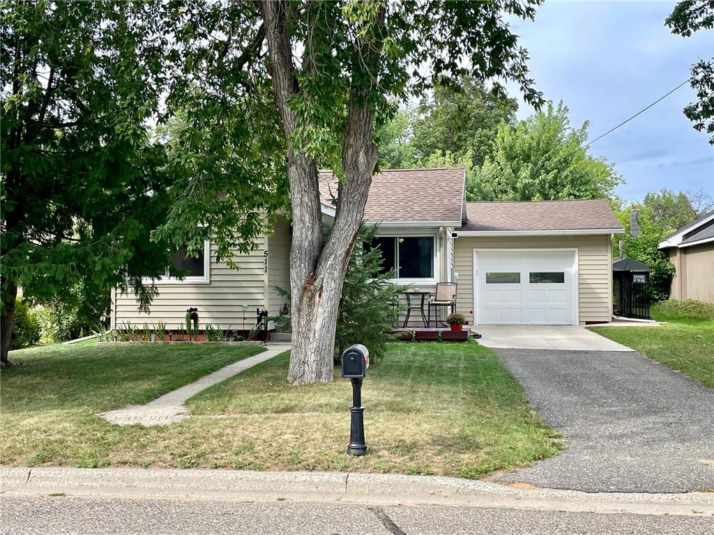 511 21st Street NW Bemidji MN 56601 6593104 image1