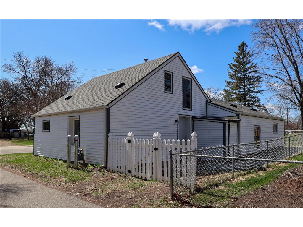 511 3rd Street NE Saint Cloud MN 56304 7018227 image4