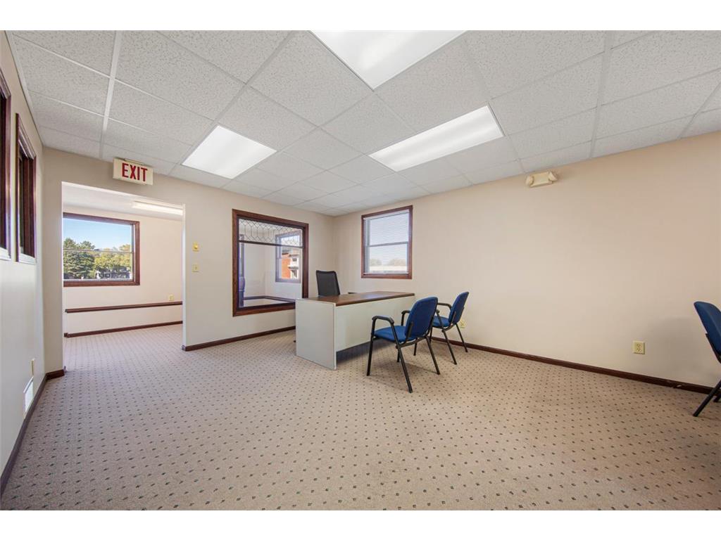 511 4th Street NW Faribault MN 55021 6818781 image17