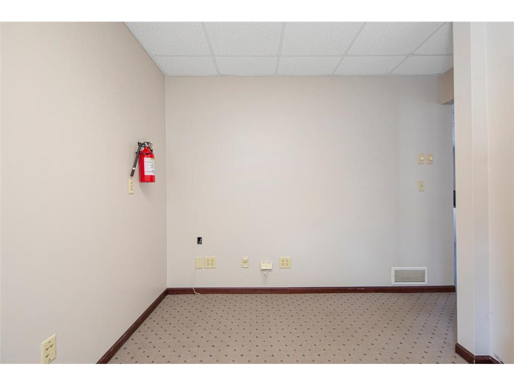 511 4th Street NW Faribault MN 55021 6818781 image26