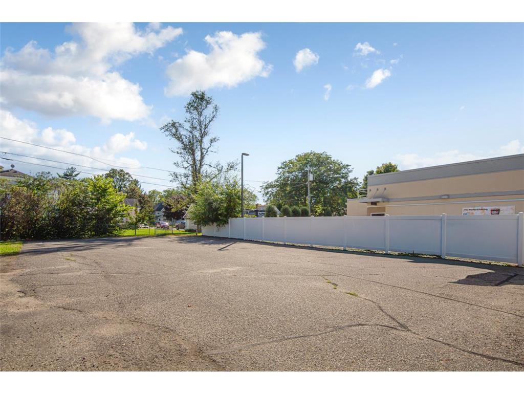 511 4th Street NW Faribault MN 55021 6818781 image9