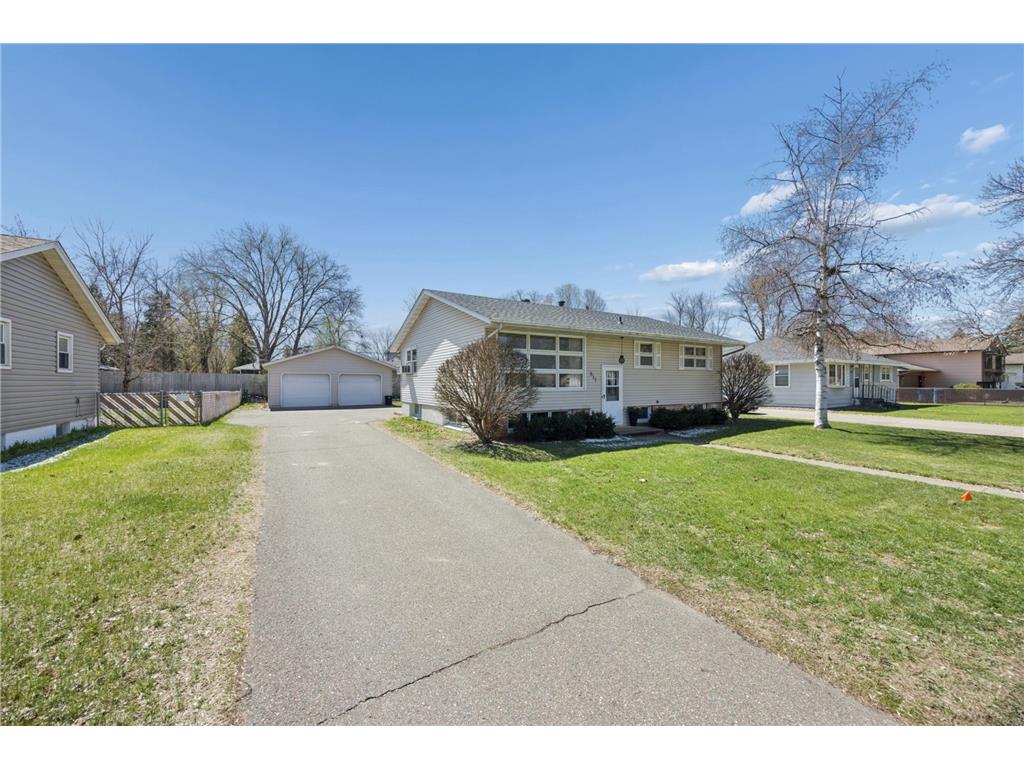 511 8th Street NW Elk River MN 55330 7048844 image2