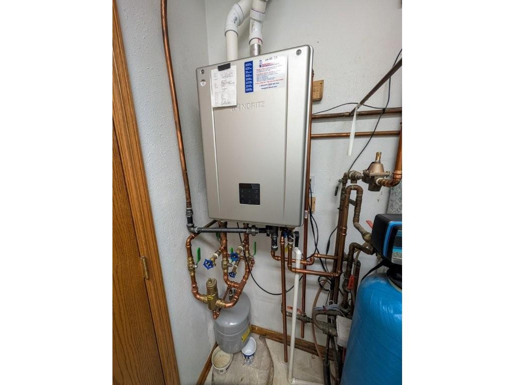 511 Dew Drop Lane Center City MN 55012 - South Center Lake 6825119 image20