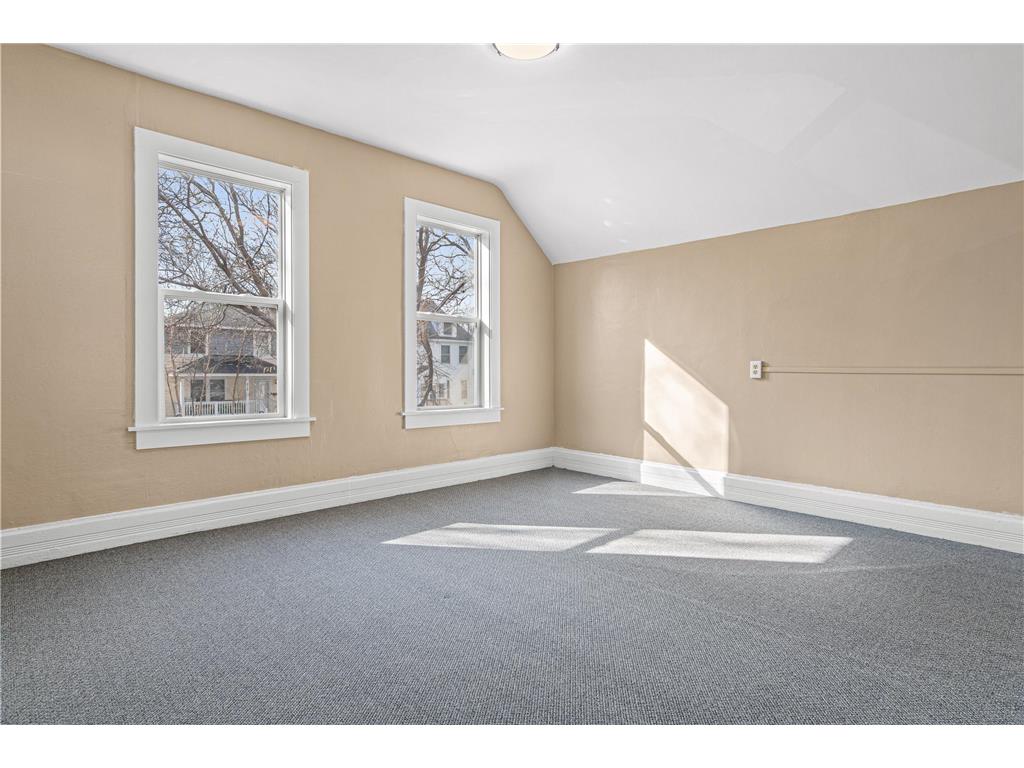 511 Edmund Avenue W Saint Paul MN 55103 7021916 image16