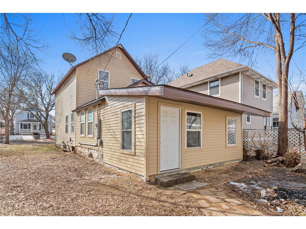 511 Edmund Avenue W Saint Paul MN 55103 7021916 image20