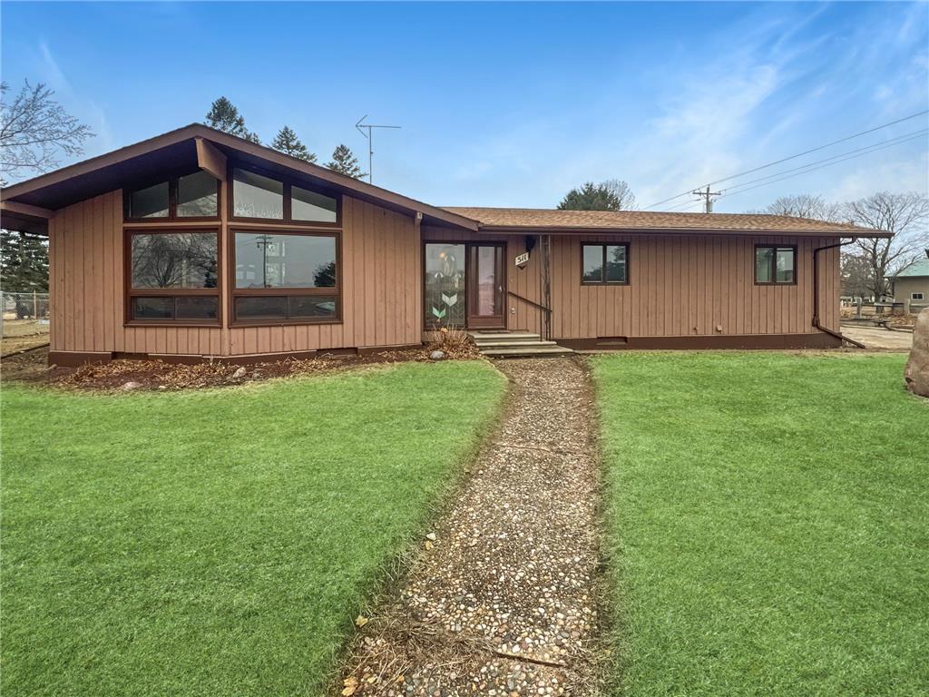 511 Guide Street N Welcome MN 56181 7032463 image1