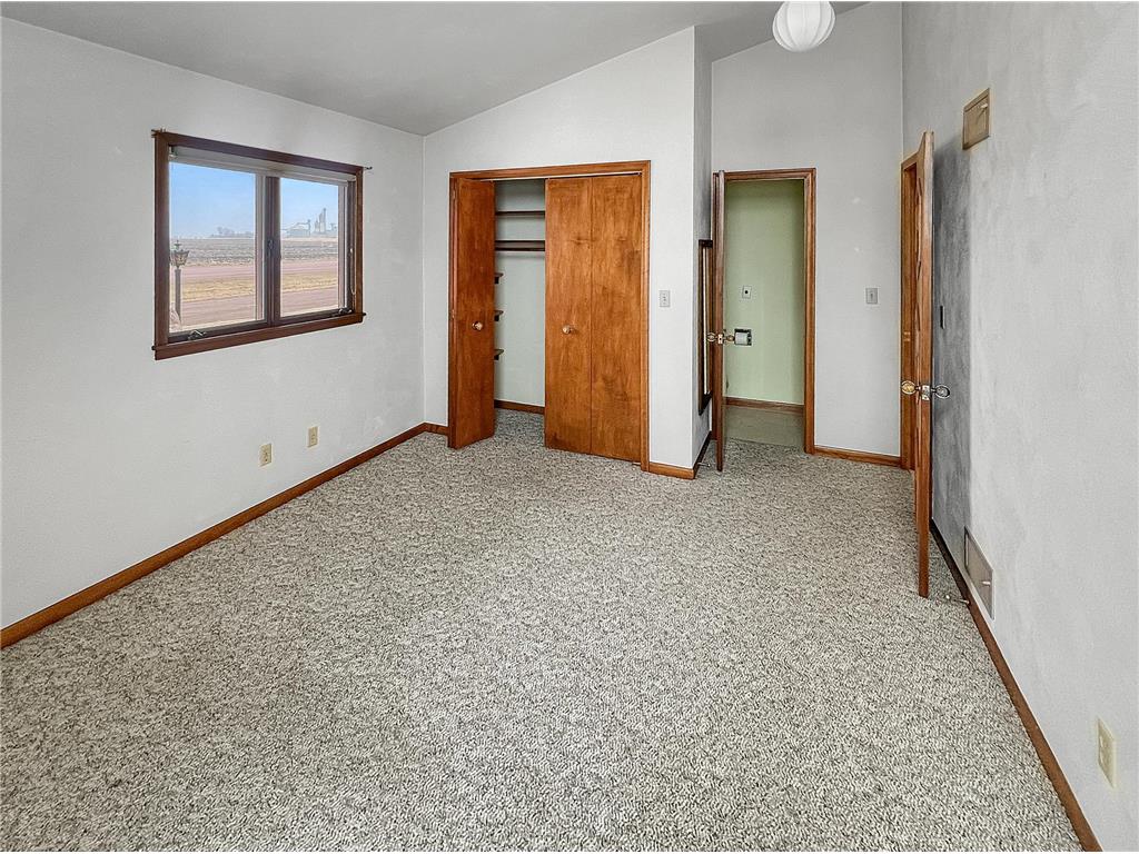 511 Guide Street N Welcome MN 56181 7032463 image18