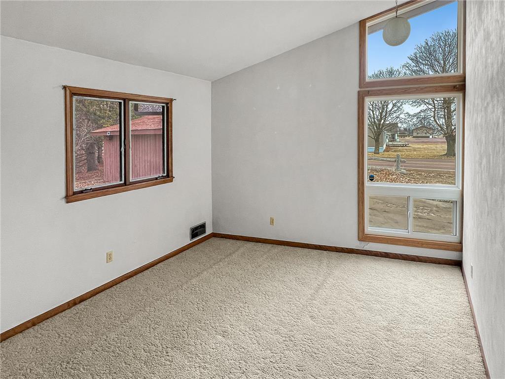 511 Guide Street N Welcome MN 56181 7032463 image20