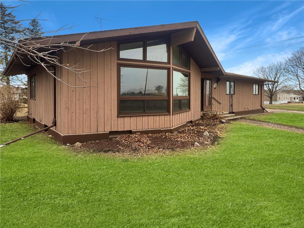 511 Guide Street N Welcome MN 56181 7032463 image5