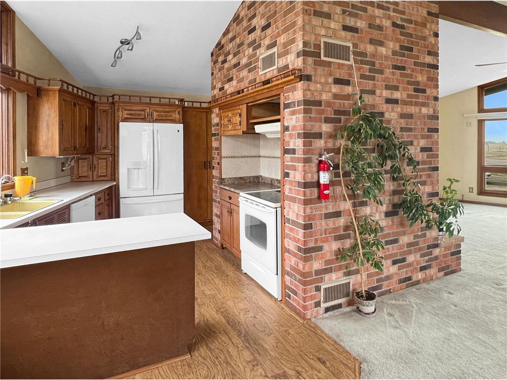 511 Guide Street N Welcome MN 56181 7032463 image9