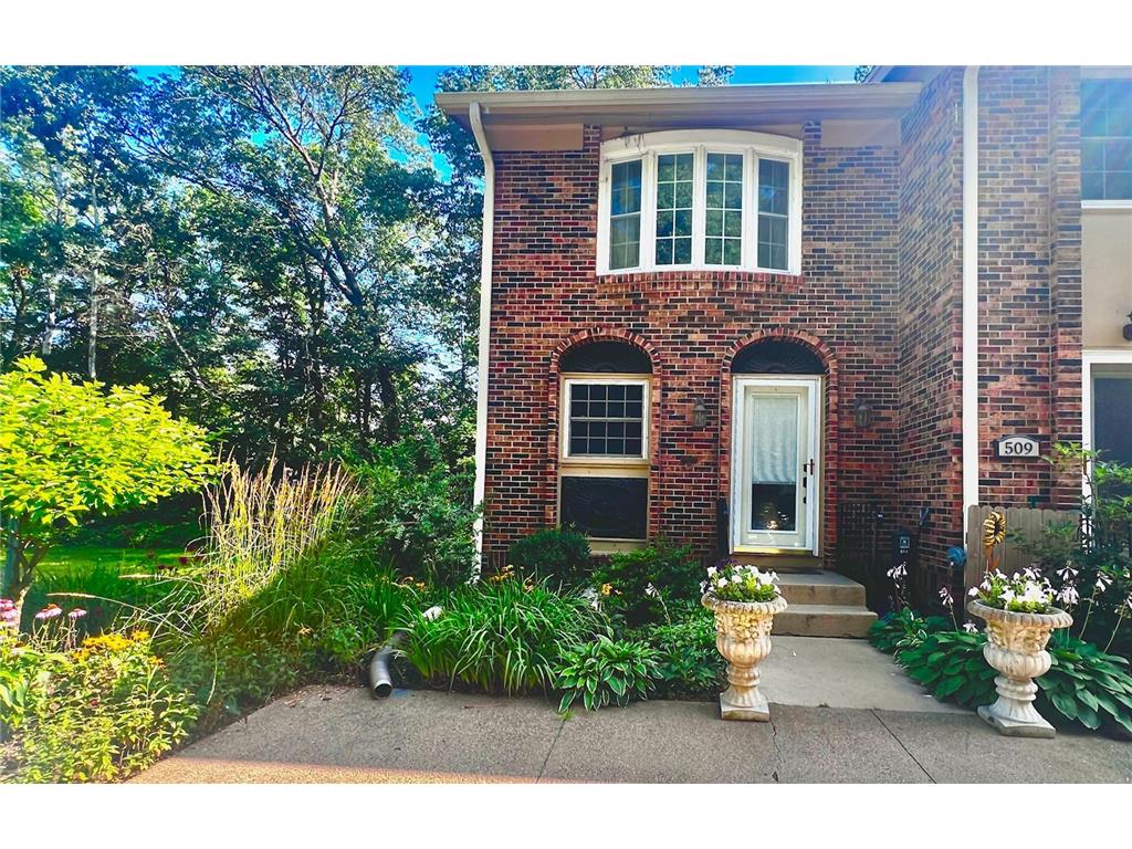 511 Laurel Avenue Hudson WI 54016 6761106 image1