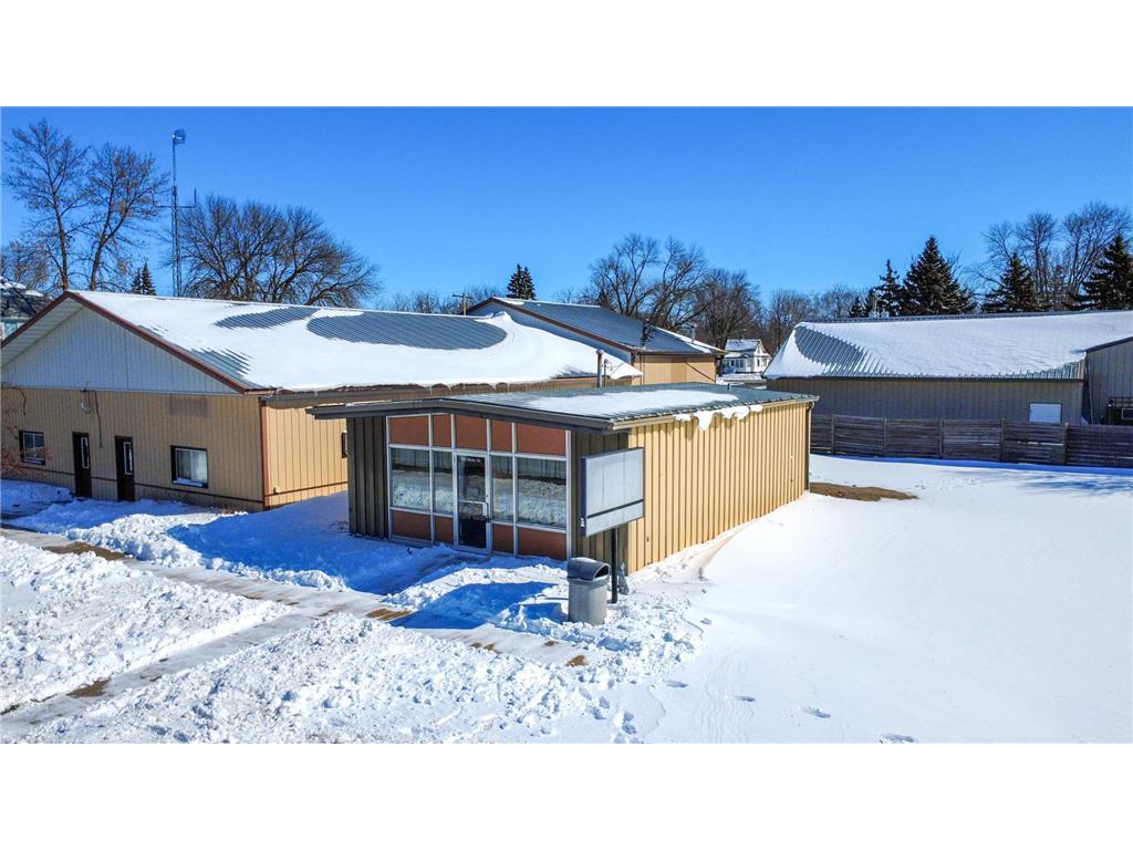 511 Main Street S Hector MN 55342 7035732 image2