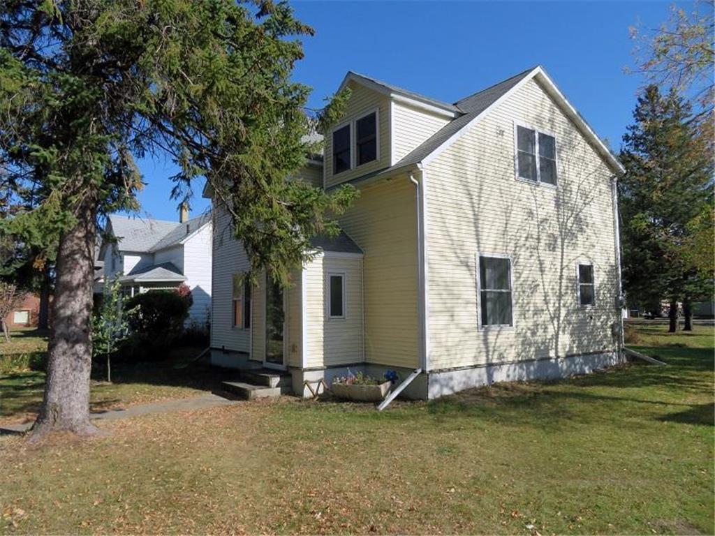 511 State Avenue SW Red Lake Falls MN 56750 6382567 image1