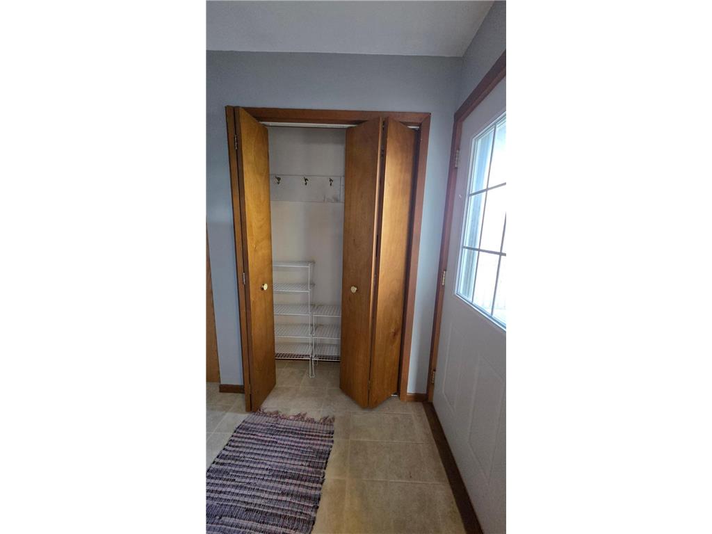 511 W 1st Street Lakefield MN 56150 7049891 image17