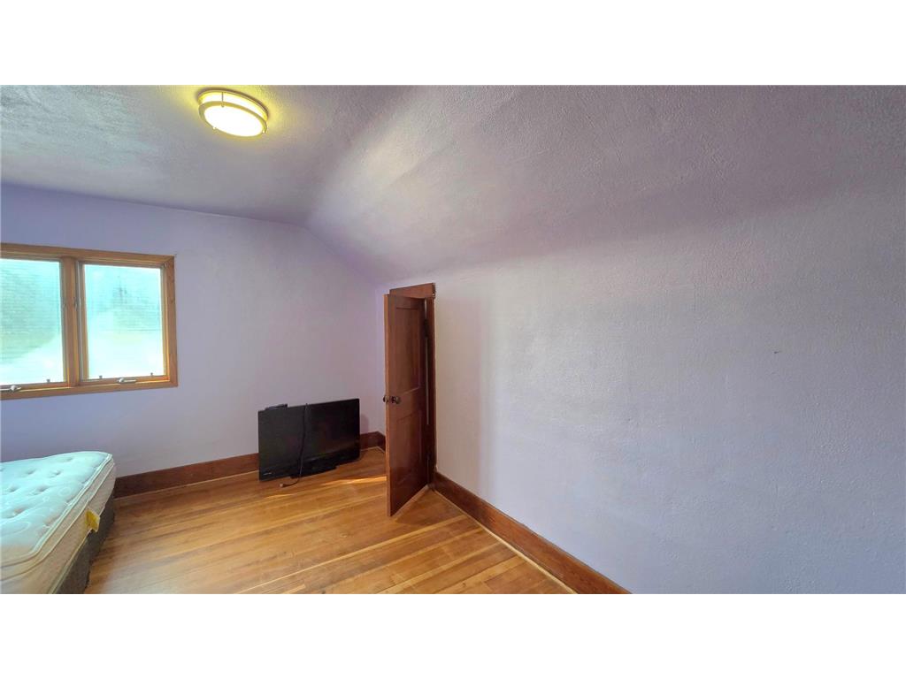 511 W 1st Street Lakefield MN 56150 7049891 image19