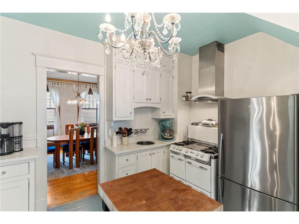 511 W 25th Street Minneapolis MN 55405 7084030 image7