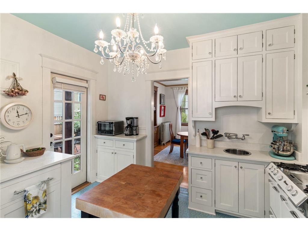 511 W 25th Street Minneapolis MN 55405 7084030 image8