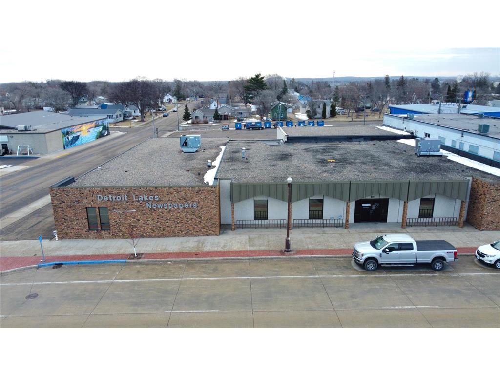 511 Washington Avenue Detroit Lakes MN 56501 7035116 image116