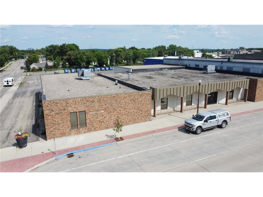 511 Washington Avenue Detroit Lakes MN 56501 7035116 image118