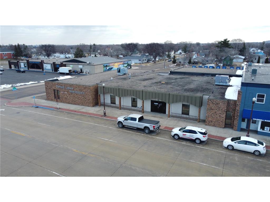 511 Washington Avenue Detroit Lakes MN 56501 7035116 image2