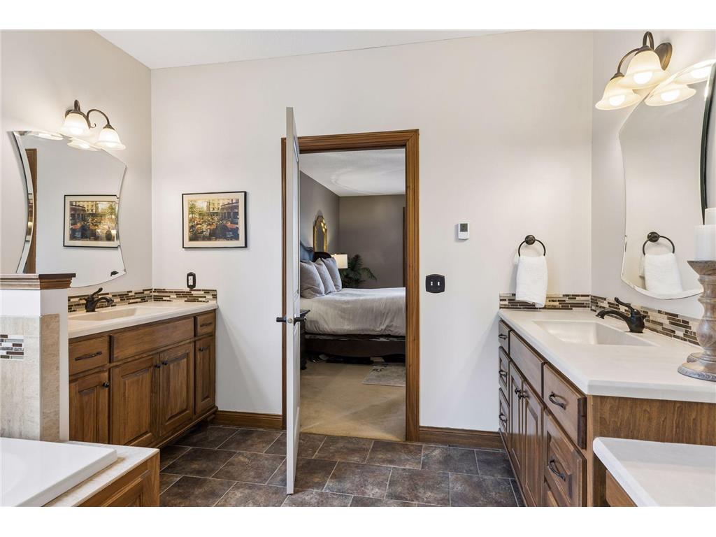 5110 Lexington Avenue N Shoreview MN 55126 - Turtle Lake 7038298 image24