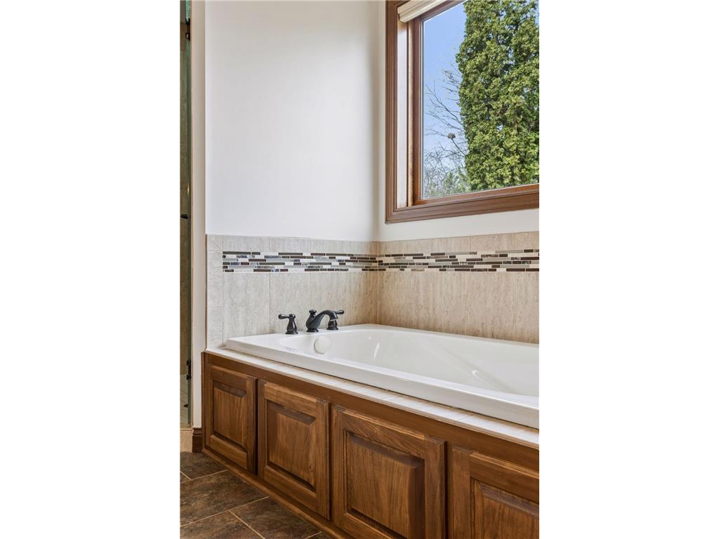 5110 Lexington Avenue N Shoreview MN 55126 - Turtle Lake 7038298 image25