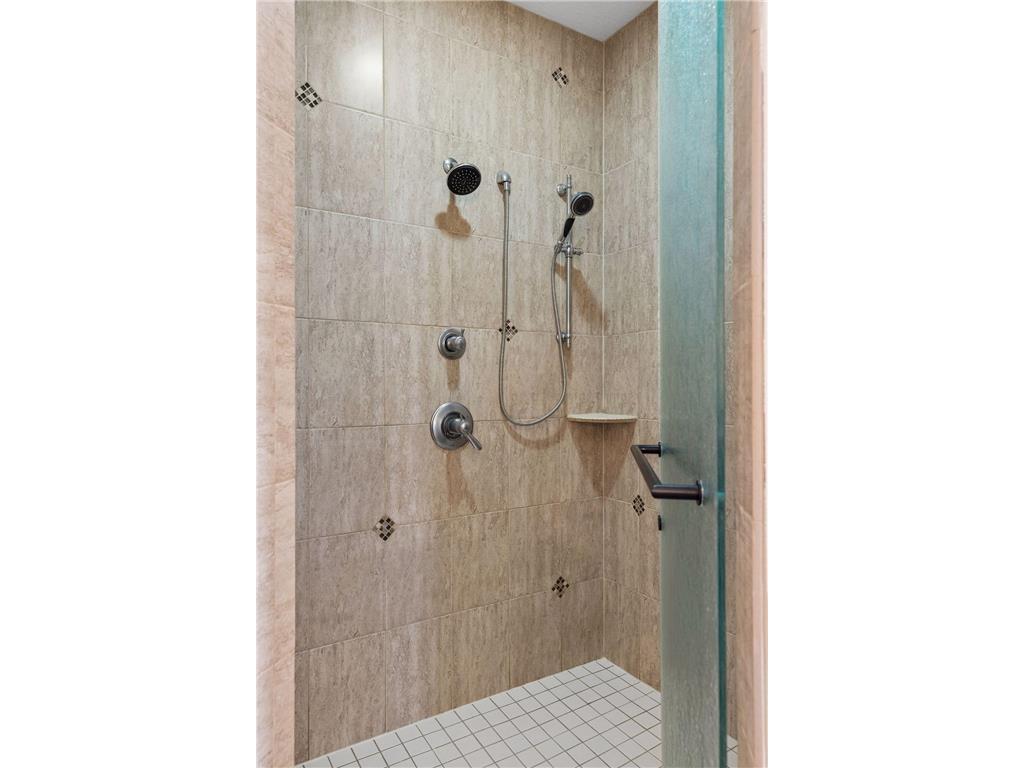 5110 Lexington Avenue N Shoreview MN 55126 - Turtle Lake 7038298 image26