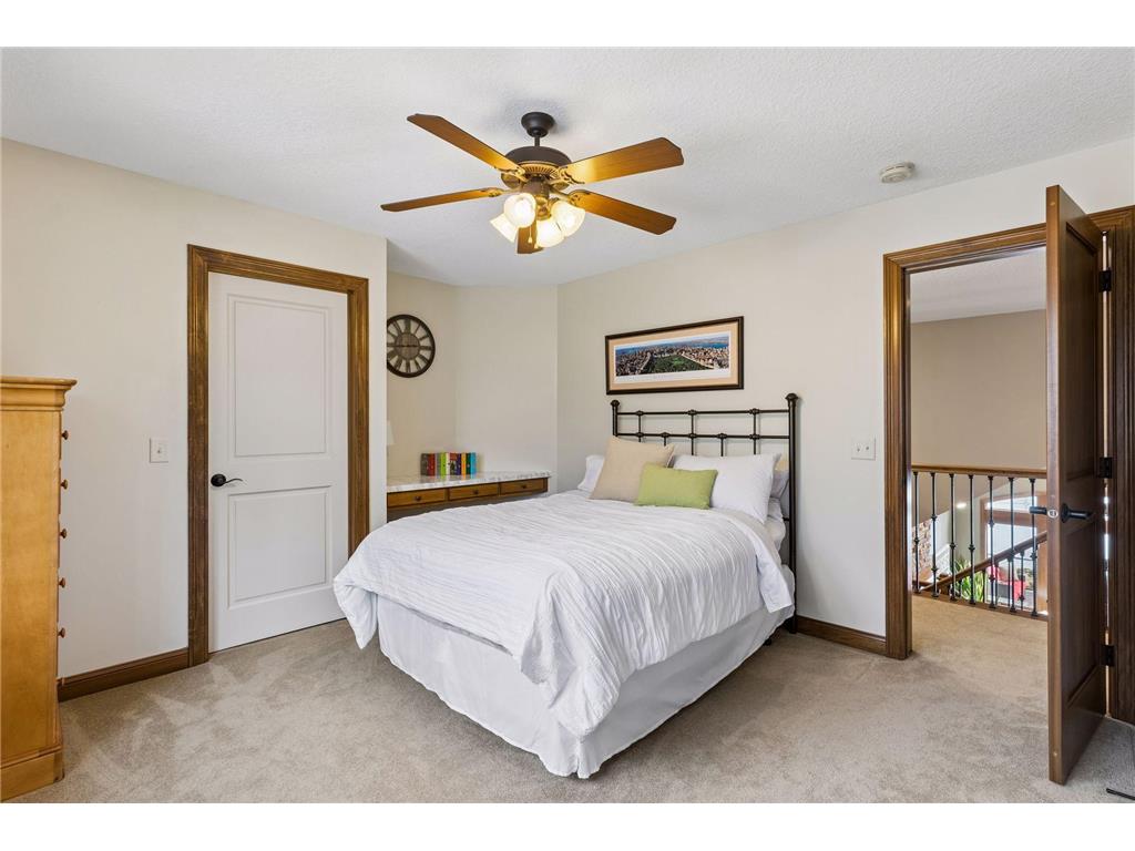 5110 Lexington Avenue N Shoreview MN 55126 - Turtle Lake 7038298 image37